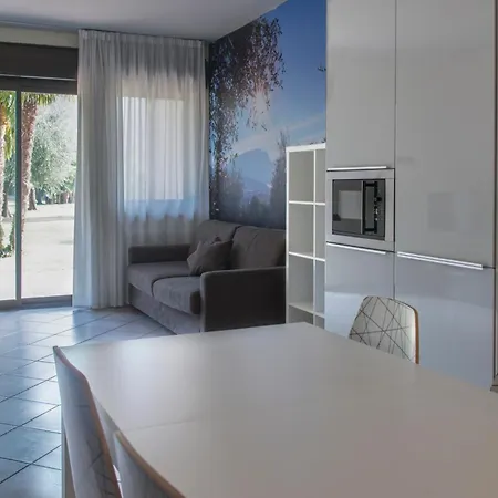 Monica Aparthotel 3*