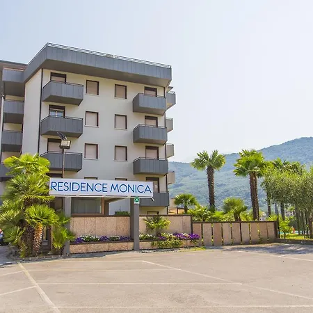 Aparthotel Monica 3*
