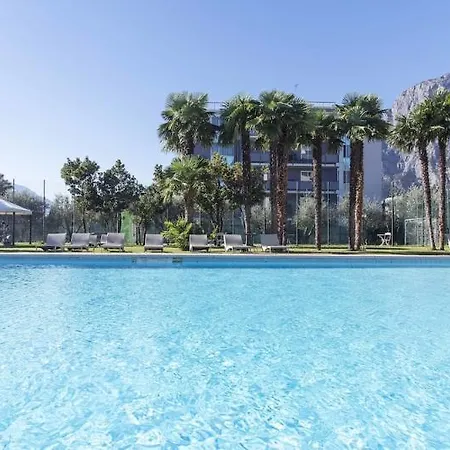 Aparthotel Monica