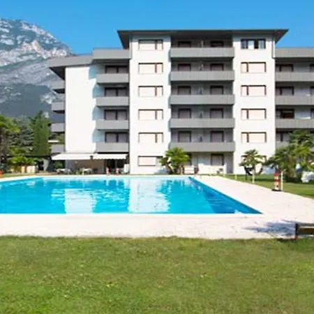 Monica 3* Riva del Garda