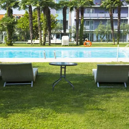Aparthotel Monica