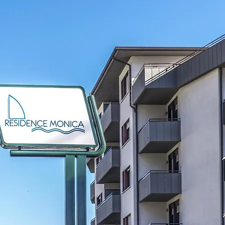 Aparthotel Monica 3*